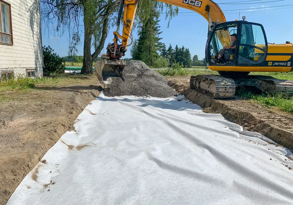 julac-pohjatyot-maanrakennus-minikaivuri-piharakennus-lapua-seinajoki-etela-pohjanmaa-2676